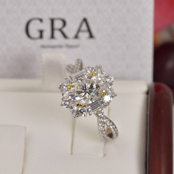 Moissanite 2.0ct Oval Cut Engagement Ring 925 - Picture 3 of 7